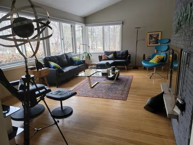 Photo - 11810 Schemer Ln