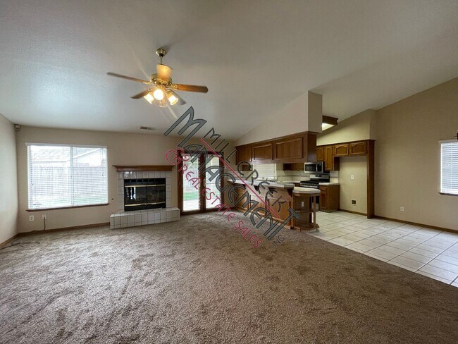 Photo - Home in Tulare