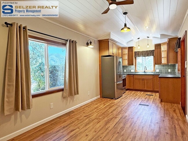 Photo - Extensively renovated 1+ bd. cottage in a charming rural setting!