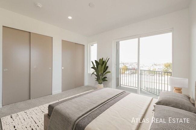 Photo - 2624 S Delaware St Unit 6