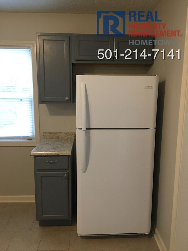 807 S Main St
