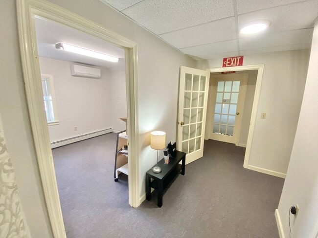 Photo - 928 Falls Road Unidad 1-4