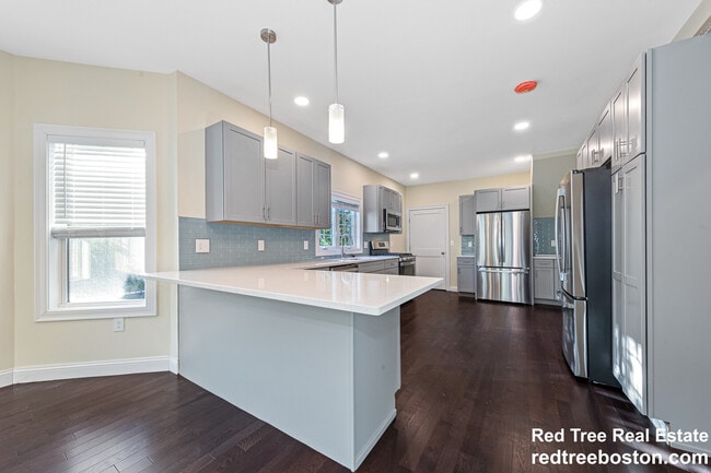 Photo - 62 Bradbury Ave Unit 1