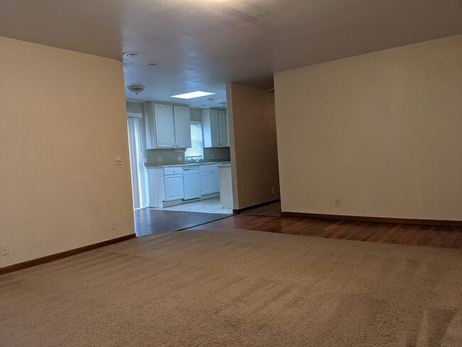 Photo - 4803 Appleton Ave