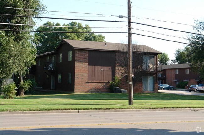 Photo - Willow Grove Apartments