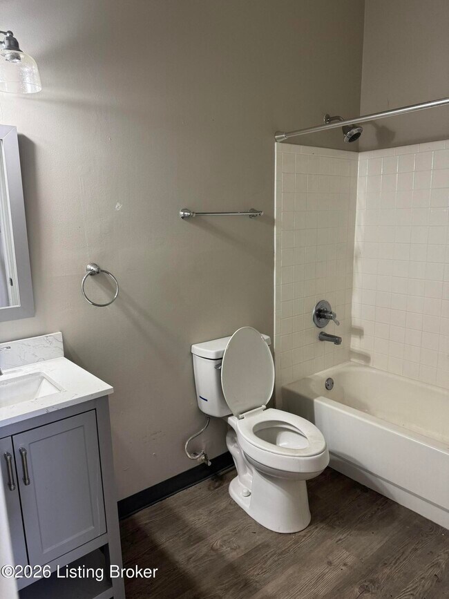 Photo - 2807 Dumesnil St Unit 101