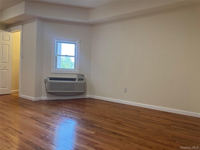 Photo - 284 Main St Unit 3 B