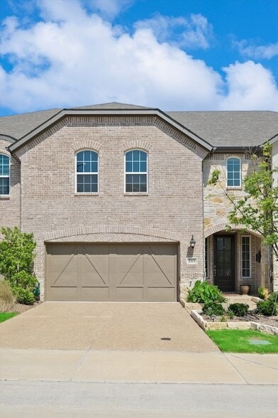 205 Somerset Dr