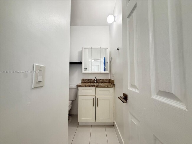 Photo - 190 SW 72nd Terrace Unit A