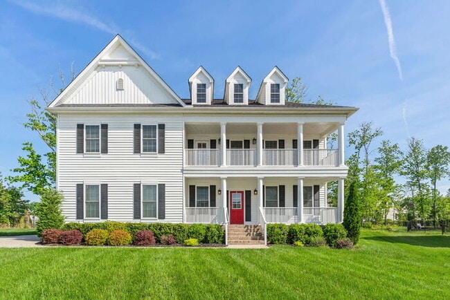 Spacious 5-Bedroom Oasis with 3.5 Baths in... - Spacious 5-Bedroom Oasis with 3.5 Baths in... House