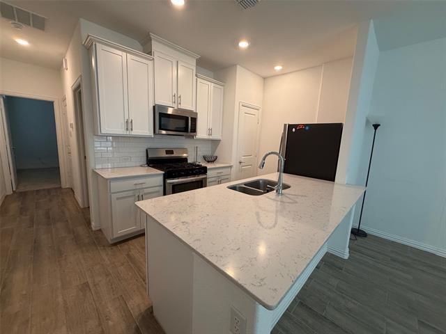 Photo - 1033 Rosebay Dr