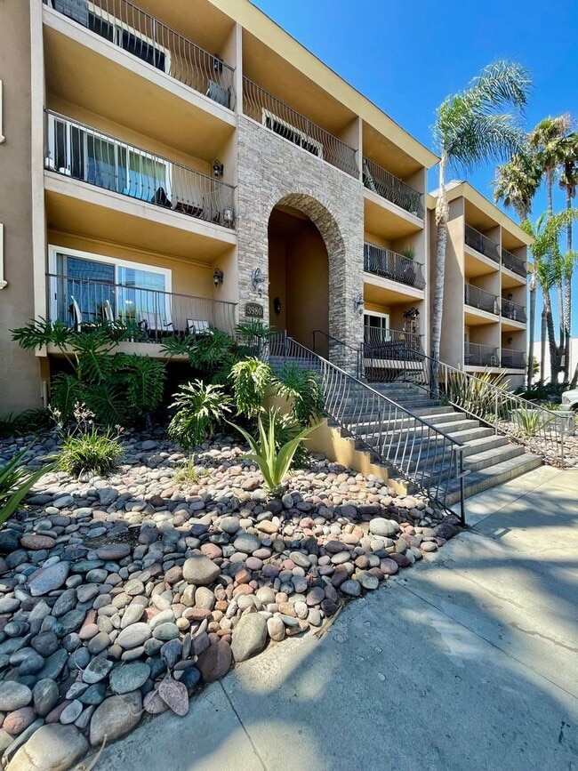 3980 8th Ave Unit 1