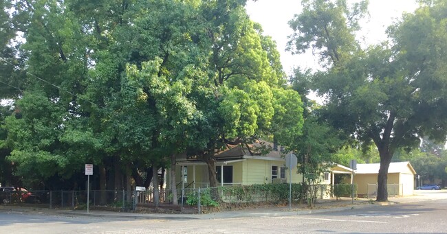 Photo - 1987 Gray Street House