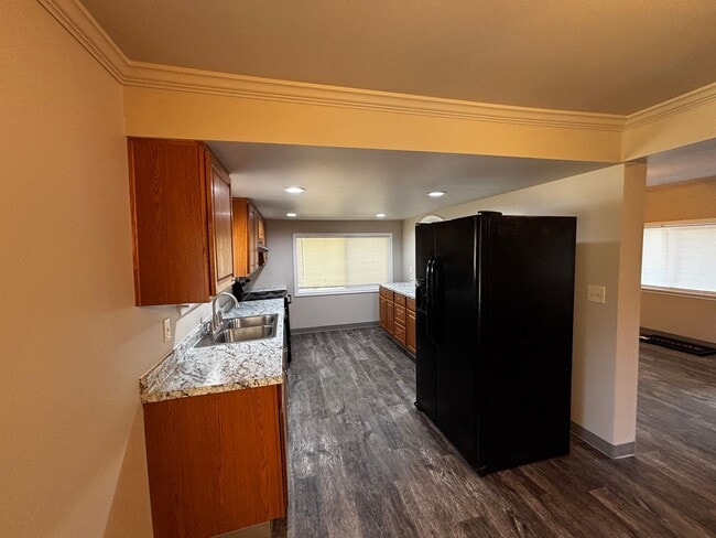 Photo - Remodeled 3 bed/ 2 bath with a sperate bon...