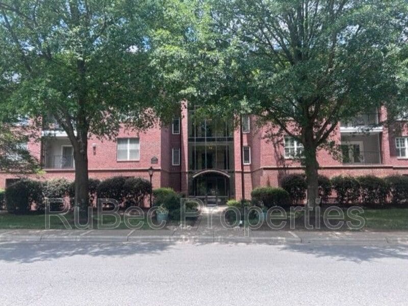 Photo - 725 Magnolia Ave