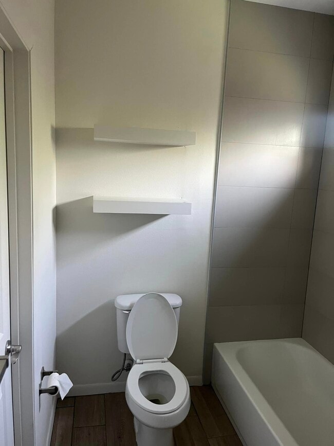 Photo - Kings Landing Apartments Unit 15