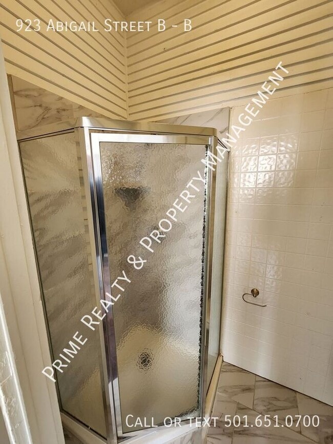 Photo - 923 Abigail St Unidad B