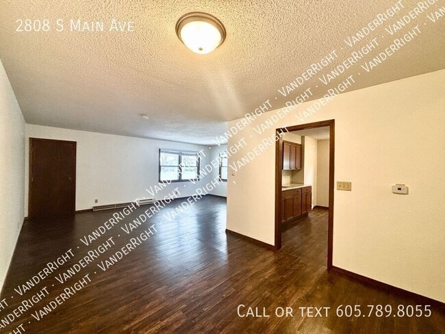 Photo - 2808 S Main Ave