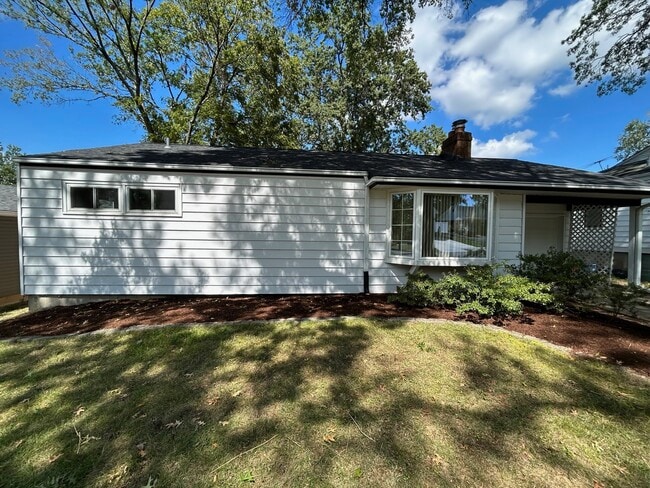Building Photo - 117 Morningside Dr