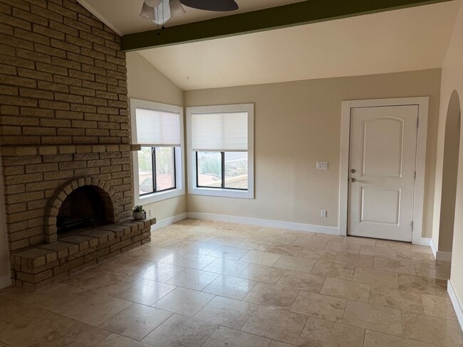 Photo - Beautiful 3bedroom/1.75 bathrooms, Corner Lot with RV Gate with Lush Backyard