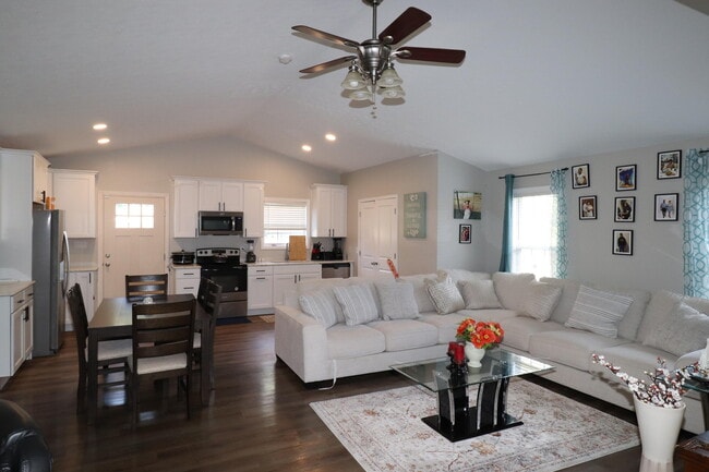 Photo - 119 Bass Pond Glen Dr