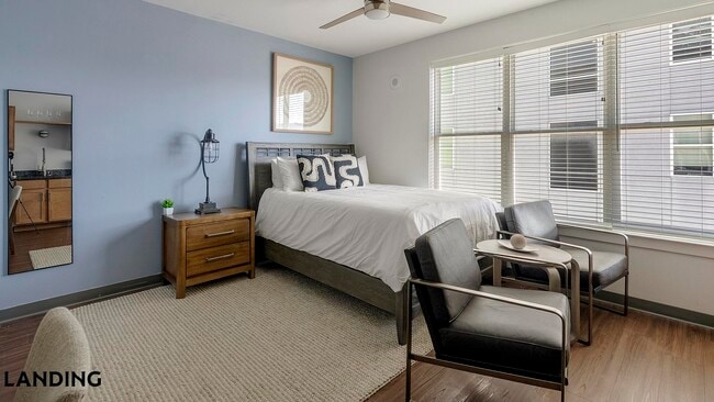 Photo - 302 13th St S Unidad 504