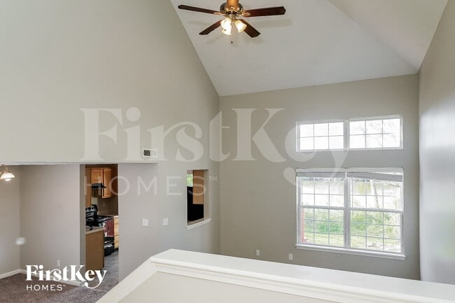 Photo - 6735 Ossington Dr