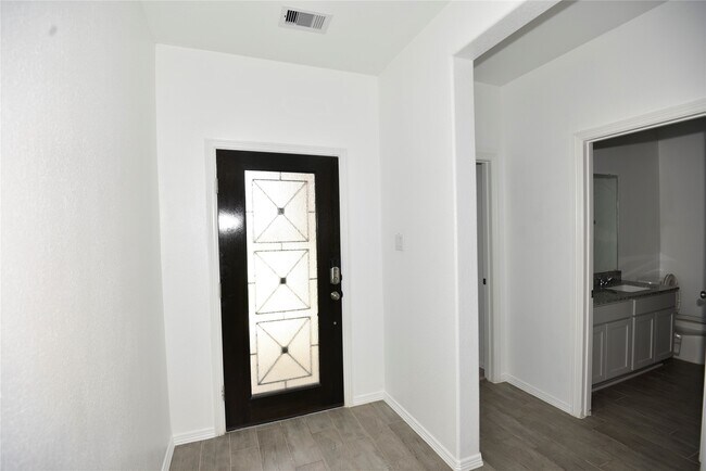 Photo - 23006 Forebear Dr