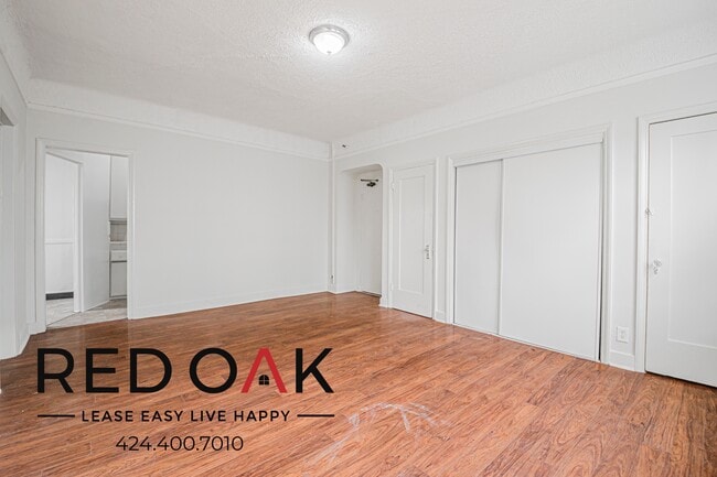 Photo - 450 S Kenmore Ave Unit 302
