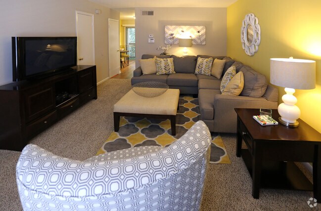 Archdale Manor Apartments