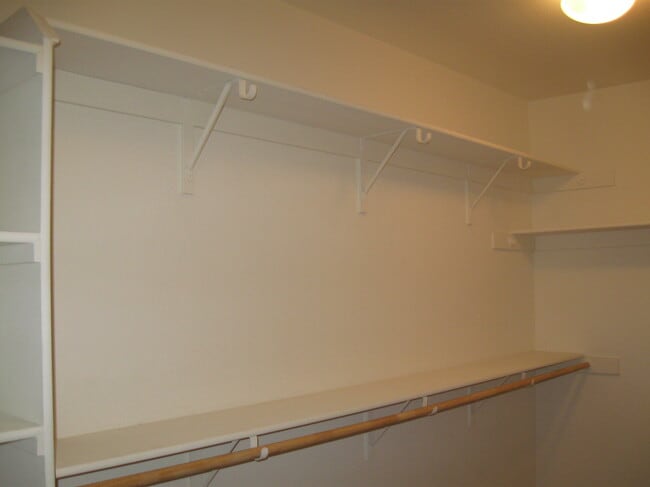 Photo - 1742 Dunsmuir Way