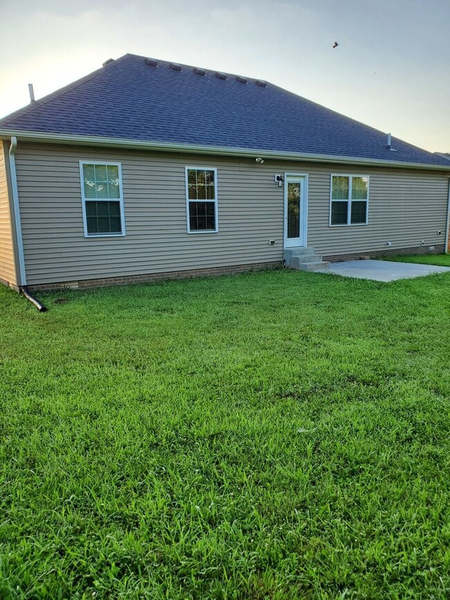 Photo - 3 Bedroom, 2 Bath, 2 Car Garage