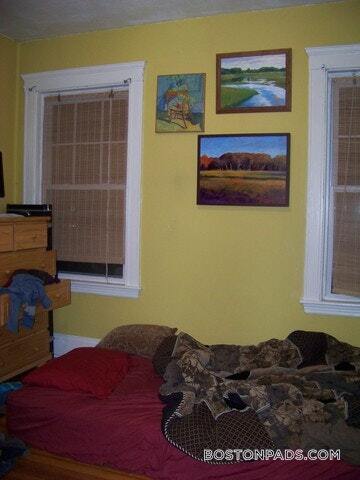 Photo - 21 Moraine St