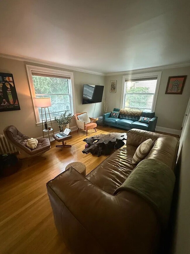 Photo - "Charming 1-Bedroom Retreat in the Heart of Seattle's Bustling Capitol Hill!"