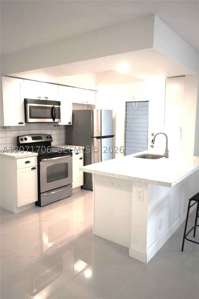2166 NE 56th St Unidad 203