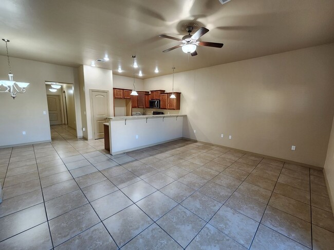 Photo - 4353 Malaga St