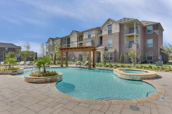 Photo - 3400 McMillen Dr Unit b1