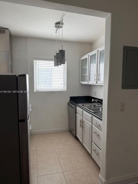 Building Photo - 750 Jefferson Ave Unit 11