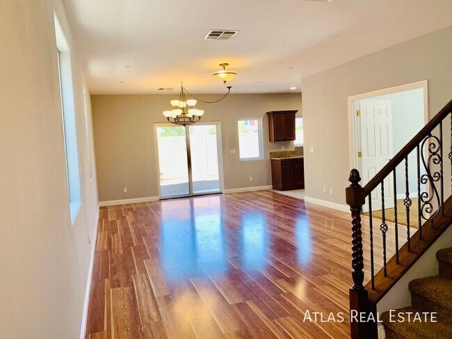 Photo - 6882 Majestic Palm Dr