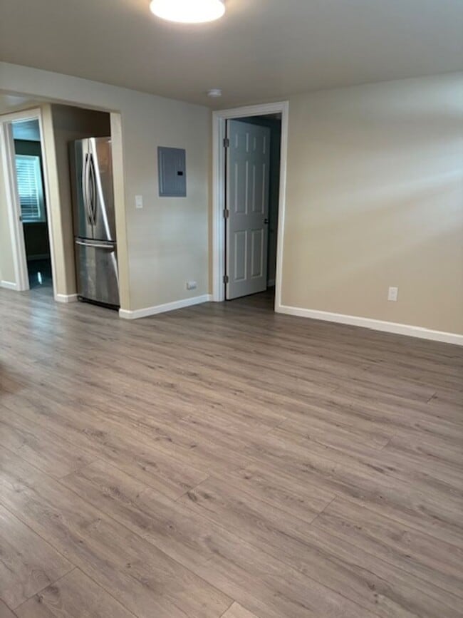 Photo - 189 College Way Unit B