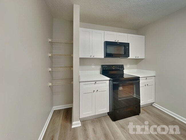 Photo - 2797 Priscilla Way