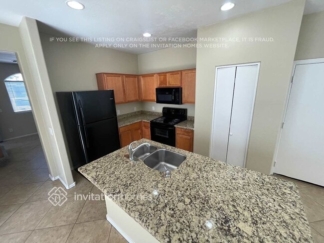 Photo - 6615 W Hayes St