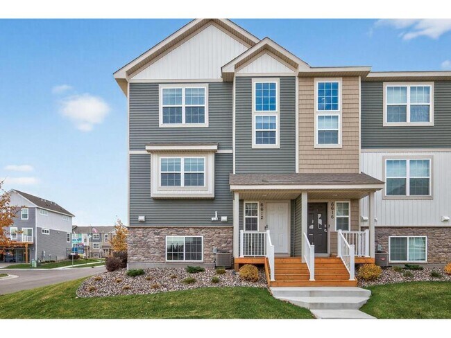 Photo - 6612 Hinterland Trl S