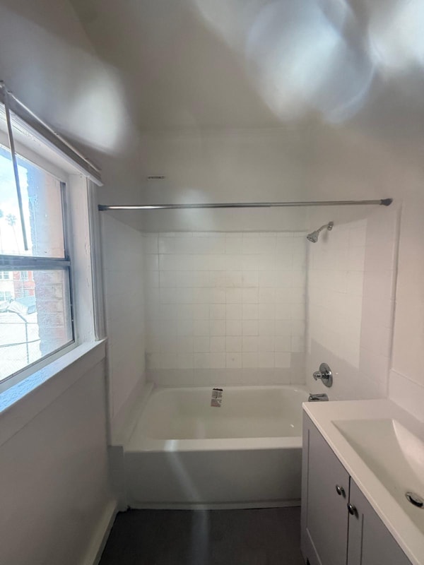 Photo - 1117 S Norton Ave