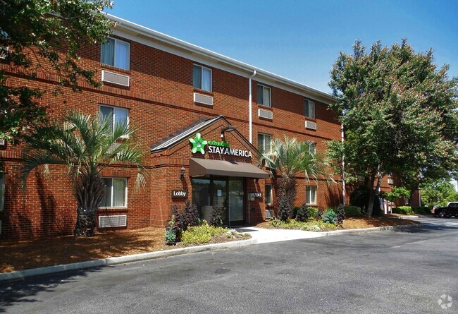 Building Photo - Furnished Studio-Charleston - Northwoods B... Rental