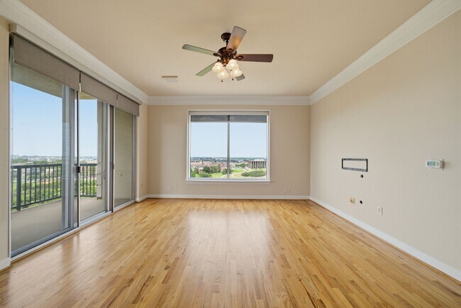 Photo - 3333 Allen Pkwy Unidad 1309