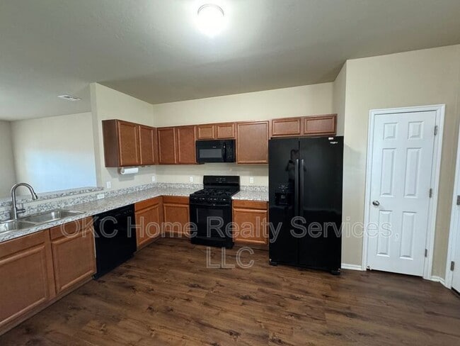 Photo - 13228 Bridgewater Dr