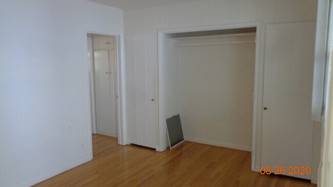 University Of California Los Angeles Off Campus Studio Apartments Page 2 Forrentuniversity