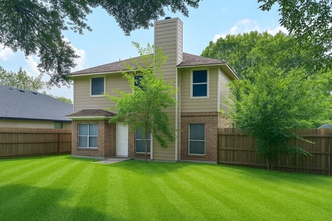 Photo - 2911 Hummingbird Ln