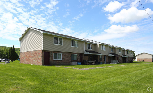 Building Photo - Country Townhomes